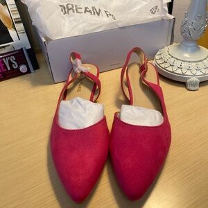 NWT DREAM PAIRS Womens slides low flat heel pink size 9.5 NEW IN BOX w/shoe bags